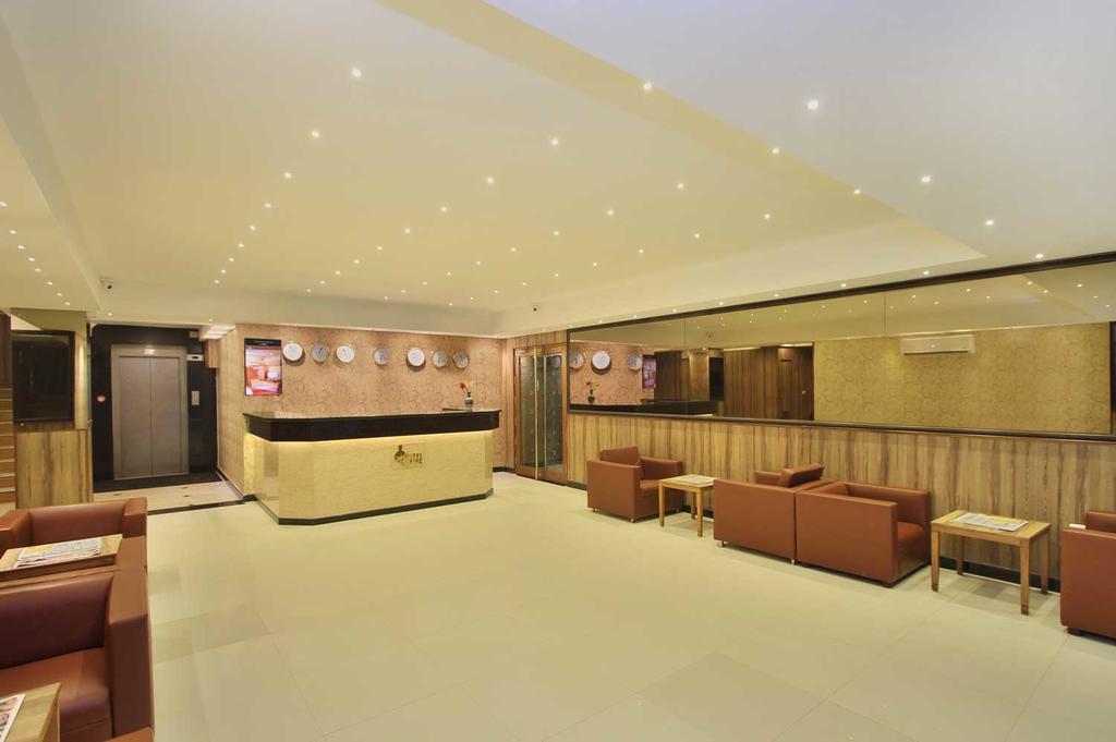 होटल Empire International Church Street Bangalore